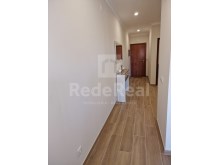 Para venda apartamento com 1 quarto completamente remodelado, em Albufeira%2/26