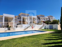 Villa for sale with 3 bedrooms in Albufeira, close to its wonderful beaches.