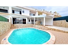2 bedroom villa for sale in Albufeira