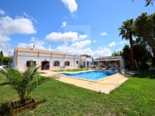 3 bedroom villa with land for sale in the Patã