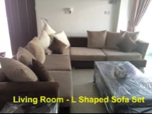Living Room%2/3