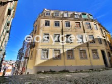 Building to rehabilitate in the heart of Lisbon | 