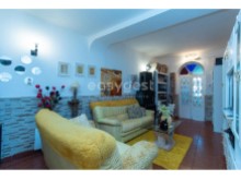 Villa de trois chambres, située à Conceição de Tavira dans un quartier | 4 Pièces | 3WC