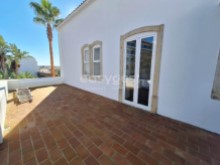 3 bedroom villa plus 2 studios and shop located in the historic centre | 2 Bedrooms | 3WC
