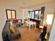 Fully rehabilitated 3 bedroom duplex apartment located in the Historic Zone of Salir