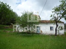 HOUSE TO RESTORE WITH LAND AND FIELD VIEWS FOR SALE IN LOULE