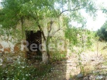 LAND with RUIN for SALE SITUATED in quiet area 2 MINUTES of LOULÉ