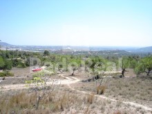 Land with ruin for sale with good access, Loulé, Algarve%5/5