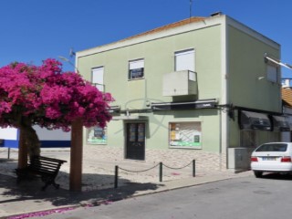 House with commercial space › Moita | 3 Bedrooms | 1WC