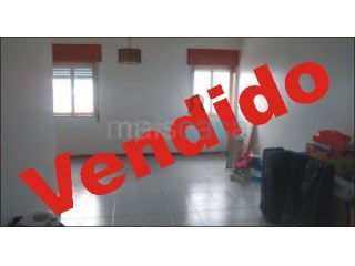 Departamento de 3 dormitorios en Évora - Ref ª 2312 | 3 Habitaciones + 1 Estancia | 1WC