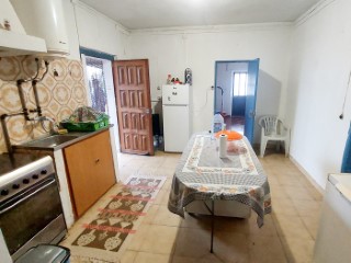 T4 house in need of restoration works | 4 Bedrooms | 2WC