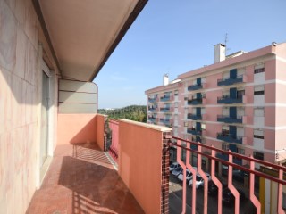 3 bedroom apartment close to the city center | 3 Bedrooms | 2WC