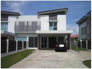 Semi-Detached House › Gadong A | 5 Bedrooms