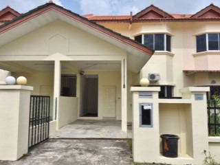Terrace House | 4 Bedrooms | 3WC