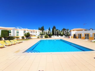 2 bedroom apartment, with good areas, in a private condominium with garden and swimming pool, in Albufeira | 2 Bedrooms | 2WC