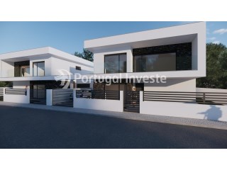 Fantastic T4 House (Fraction A) with Garage and Swimming Pool | 4 Bedrooms | 3WC