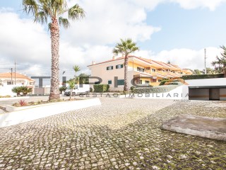 House › Cascais | 4 Bedrooms + 1 Interior Bedroom | 4WC