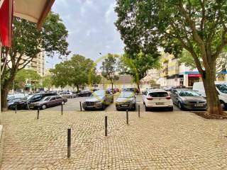 LISBON / BENFICA near IC17 /A9 ap. T2 withTERRACE. Garage | 2 Bedrooms | 1WC