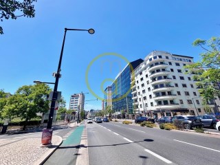 LISBOA AO MARQUÊS P. office 140m2 with 6 rooms and garage | 