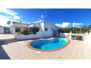Beautiful 3-bedroom villa with pool in the hills north of Tavira | 3 Bedrooms | 2WC