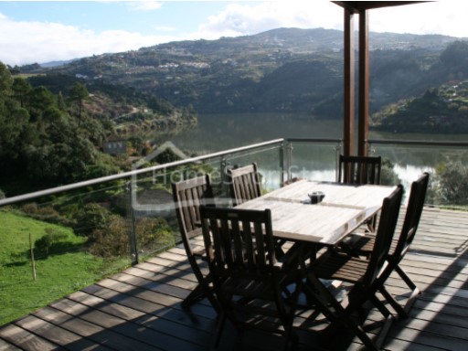 Maison de Vacances avec Piscine et vue sur le fleuve Douro, Nord du Portugal | Baião | 3 Pièces | 1WC