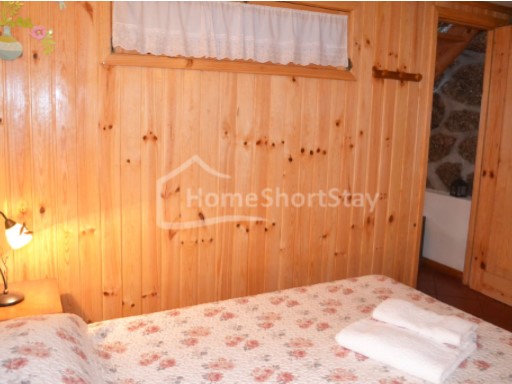Holiday House-Double Room%12/20