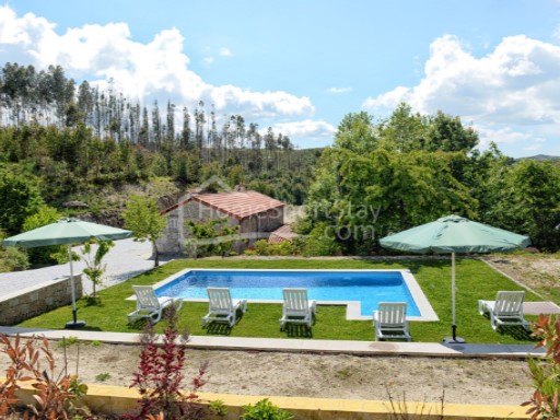 Fantastic Holiday Home with private pool, barbecue and internet | Celorico de Basto | 4 Bedrooms | 4WC