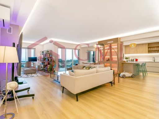T5- Exceptional Penthouse in Estoril with Unique Location | T5 Duplex | 5WC