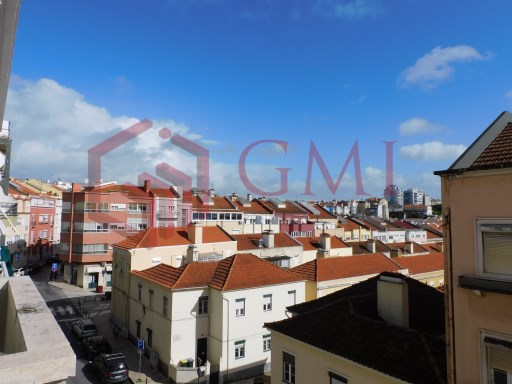 Apartment › Lisboa | 4 Bedrooms | 2WC