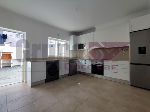 Town House › Sesimbra | 3 Bedrooms | 2WC