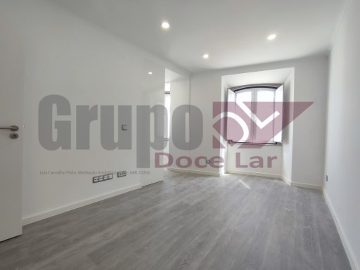 VISIT ** 1 Schlafzimmer Apartment in Total Remodel - Sesimbra (Santiago) | 1 Zimmer | 1WC