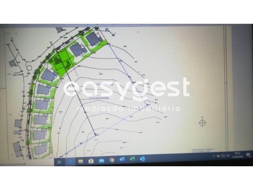 Land with 10680 m2 with project for independent villas | 