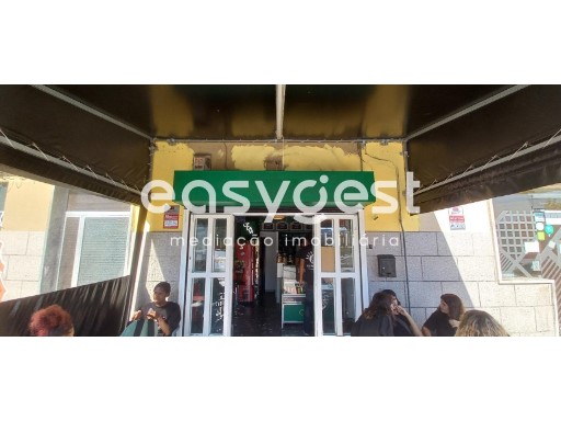 Café / Snack Bar next to The Secondary School on Avenidas Novas | 