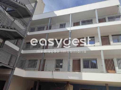 Apartment T0 with garage for a car in Ajuda, Lisbon | 0 Bedrooms | 1WC