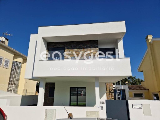 Exelente Detached House T3 1 with swimming pool in Marisol- Valadares | 4 Bedrooms | 3WC