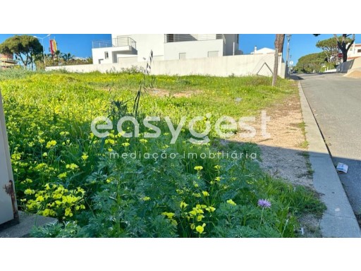 Plot of Land with project of construction of villa Quarteira | 