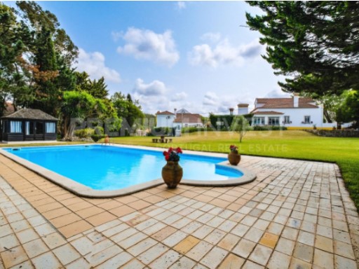 Golden Passport to paradise on the Silver Coast | 6 Bedrooms