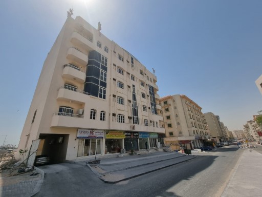 Prime Location! Shop for rent in Bin Mahmoud | 
