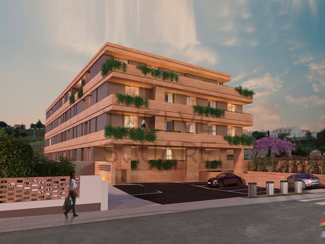 Apartamento T4 com Terraço em Leiria, Condomínio fechado | T4 | 4WC