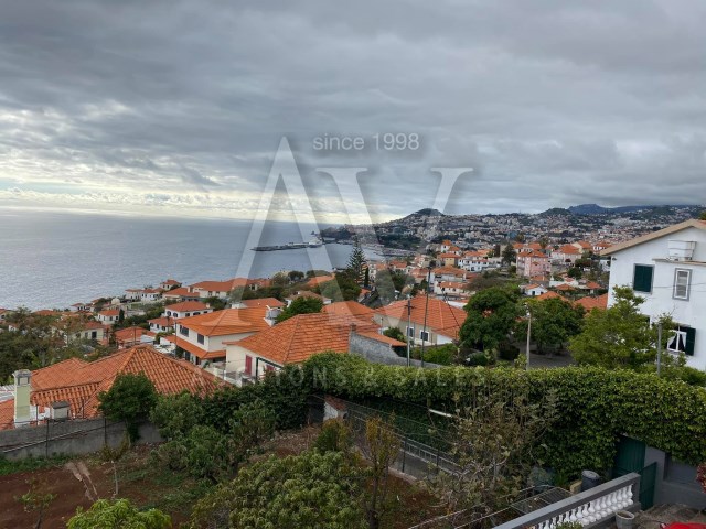 Quinta - Conde Carvalhal - Funchal - Madeira | T5 Duplex