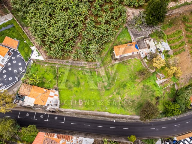 Excellent Land with two Villas in Funchal | 