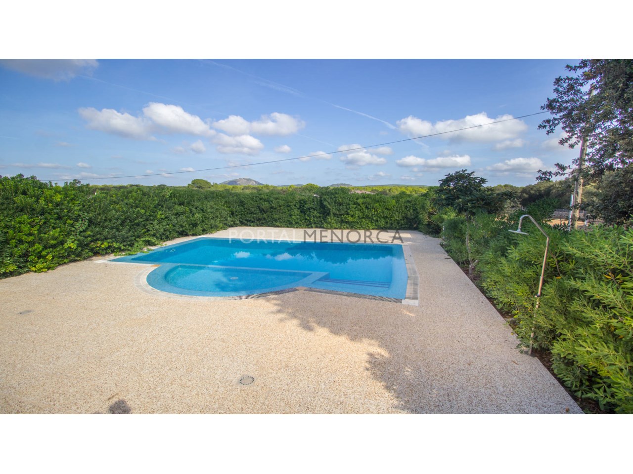 Casa en venta en Alaior con piscina