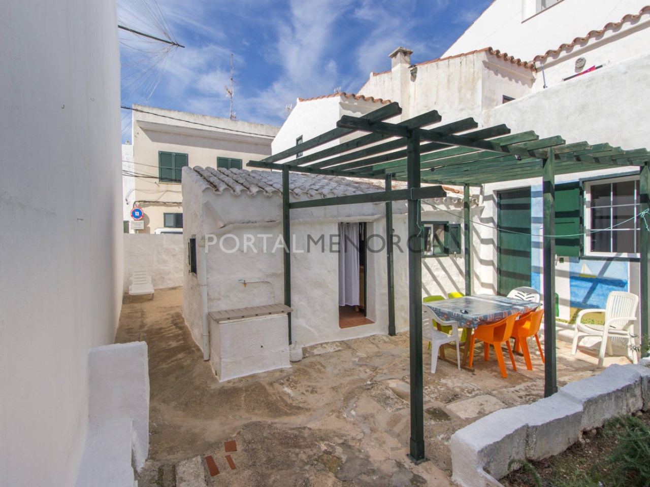 Casa de pueblo con patio en venta en Menorca