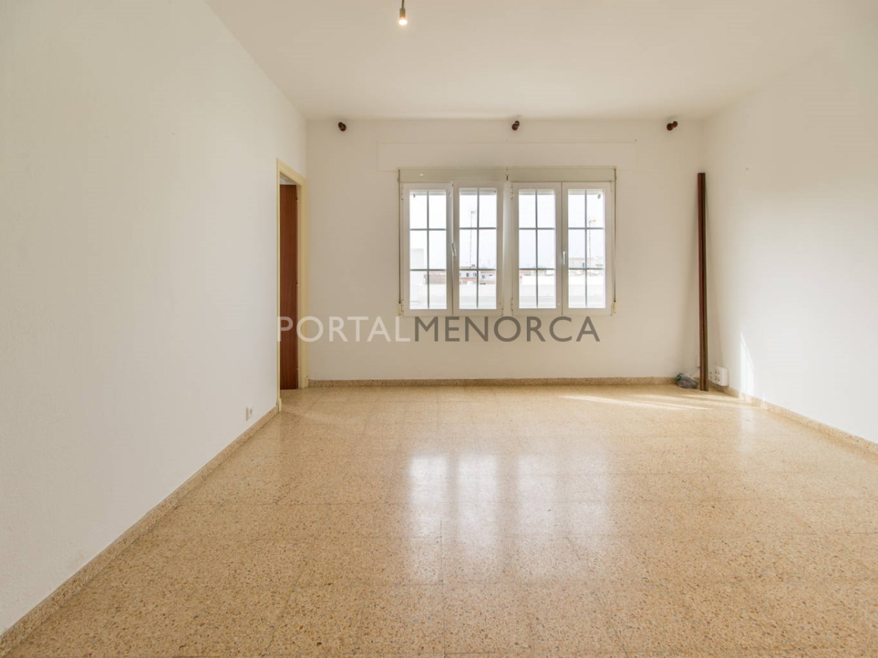 Appartment with balcony for sale in Sant Lluís