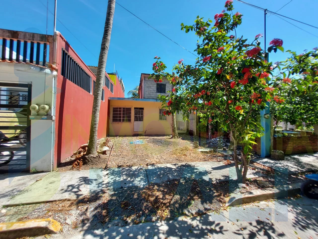 House 3 Bedrooms Duplex Used Tuxpan