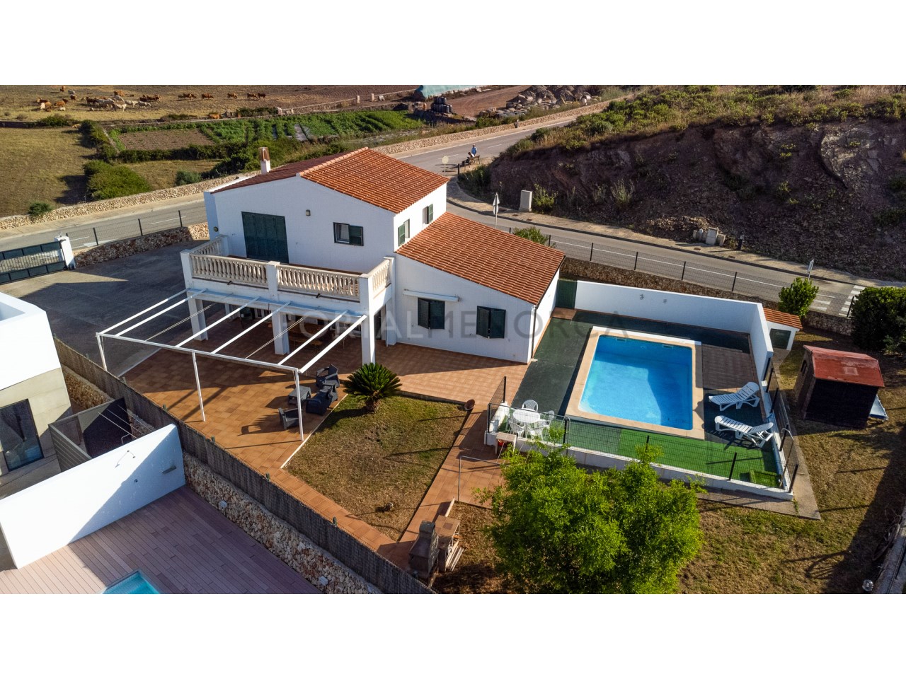 Casa Menorquina con piscina y garaje en Mercadal