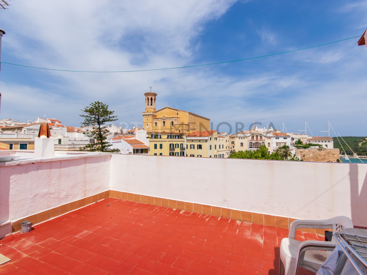 Terrace of building with 3 apartments in the center of Mahon