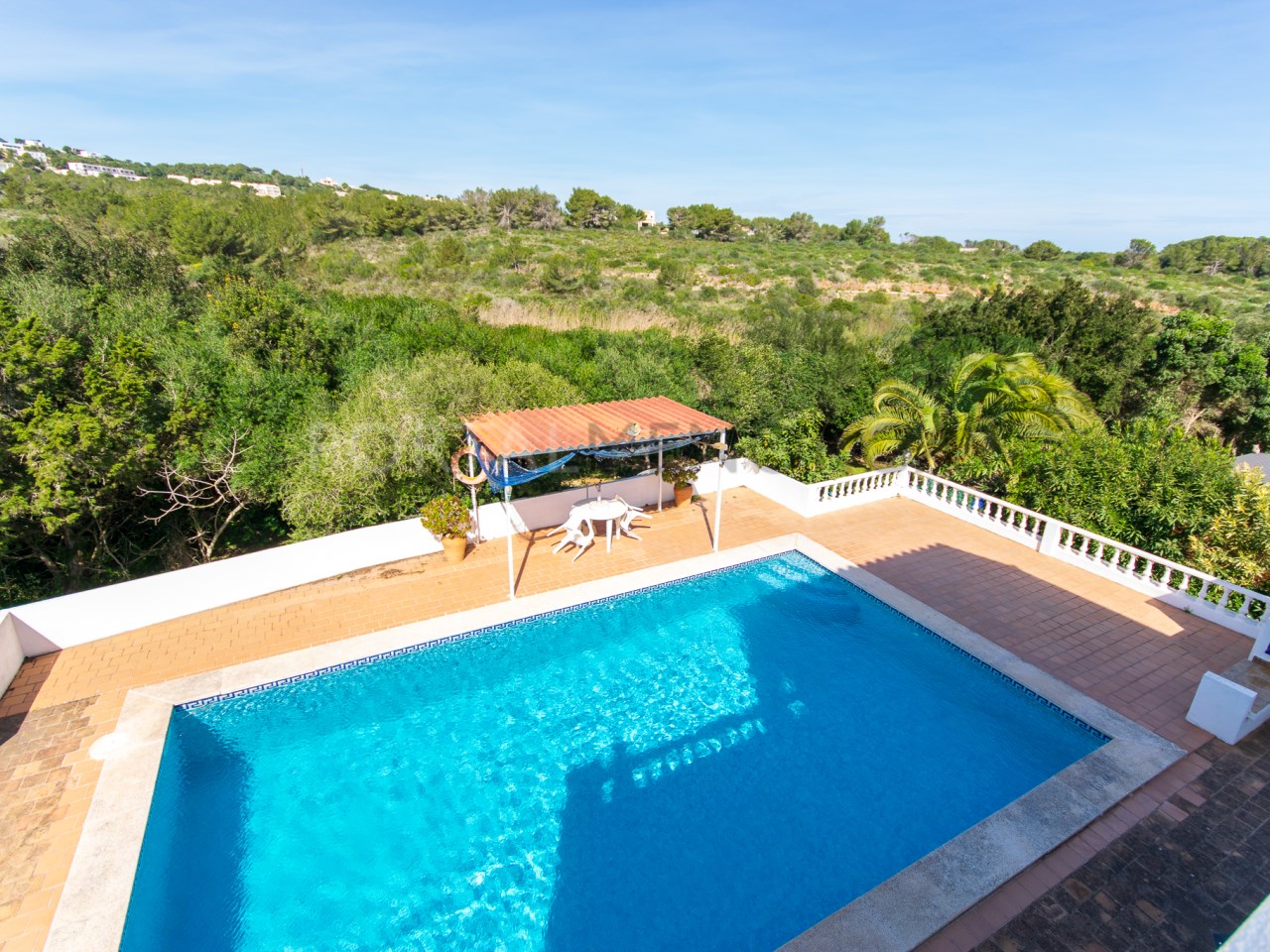 Villa pool with sea views and tourist license in Addaia