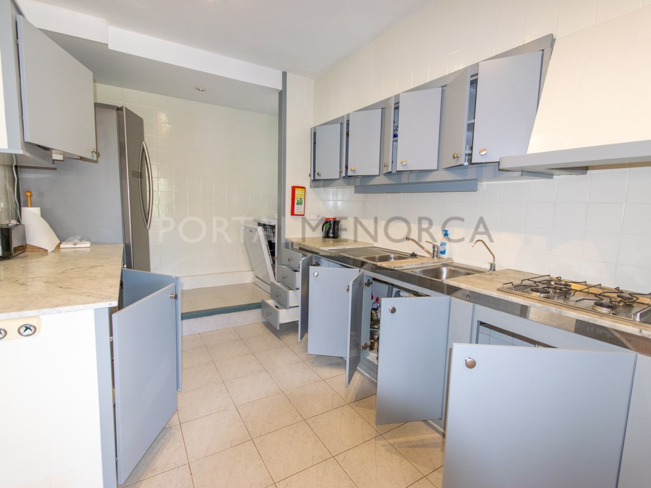 Kitchen in villa with pool, sea views and tourist license in Addaia