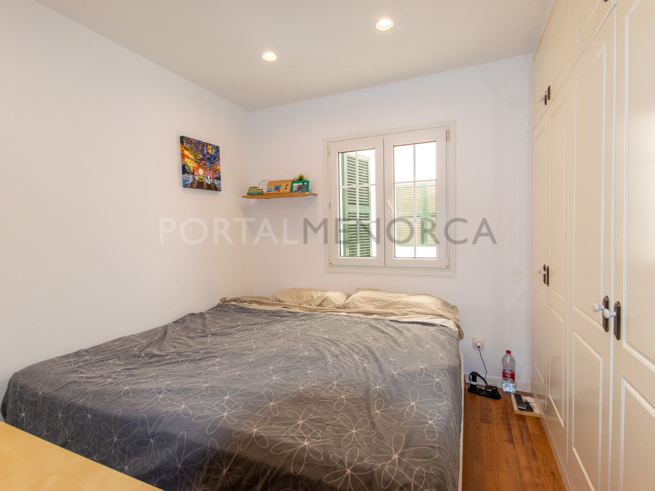 Duplex double bedroom with large terrace in Mercadal